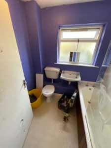 full renovation bathrooms in Cabintely Dublin18 - Before (1)